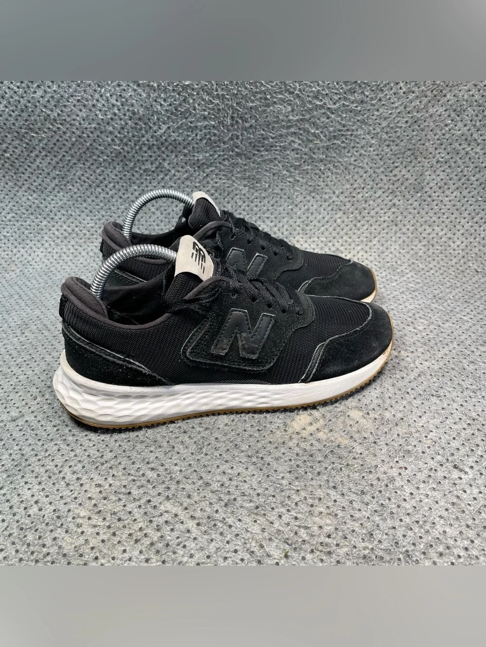 New Balance X-70 Black Shoes Size 8.5 Women’s